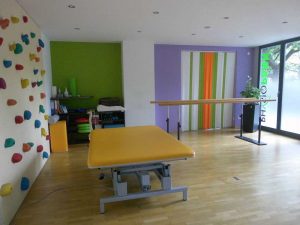 Die Physiopark Gruppe hat sich mit seinen 14 Standorten in Berlin auf den Bereich der Altersmedizin in der Physiotherapie und Ergotherapie spezialisiert